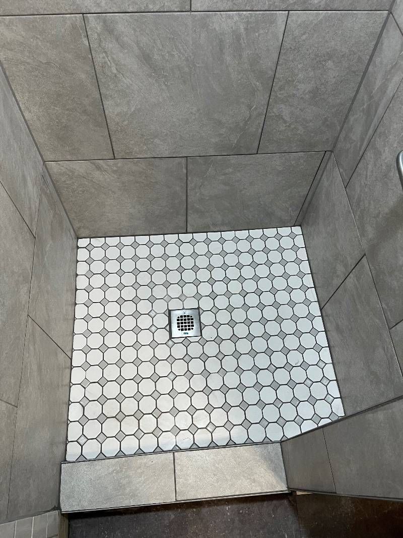 Bathroom 10 | Louisville, KY | Archer Services