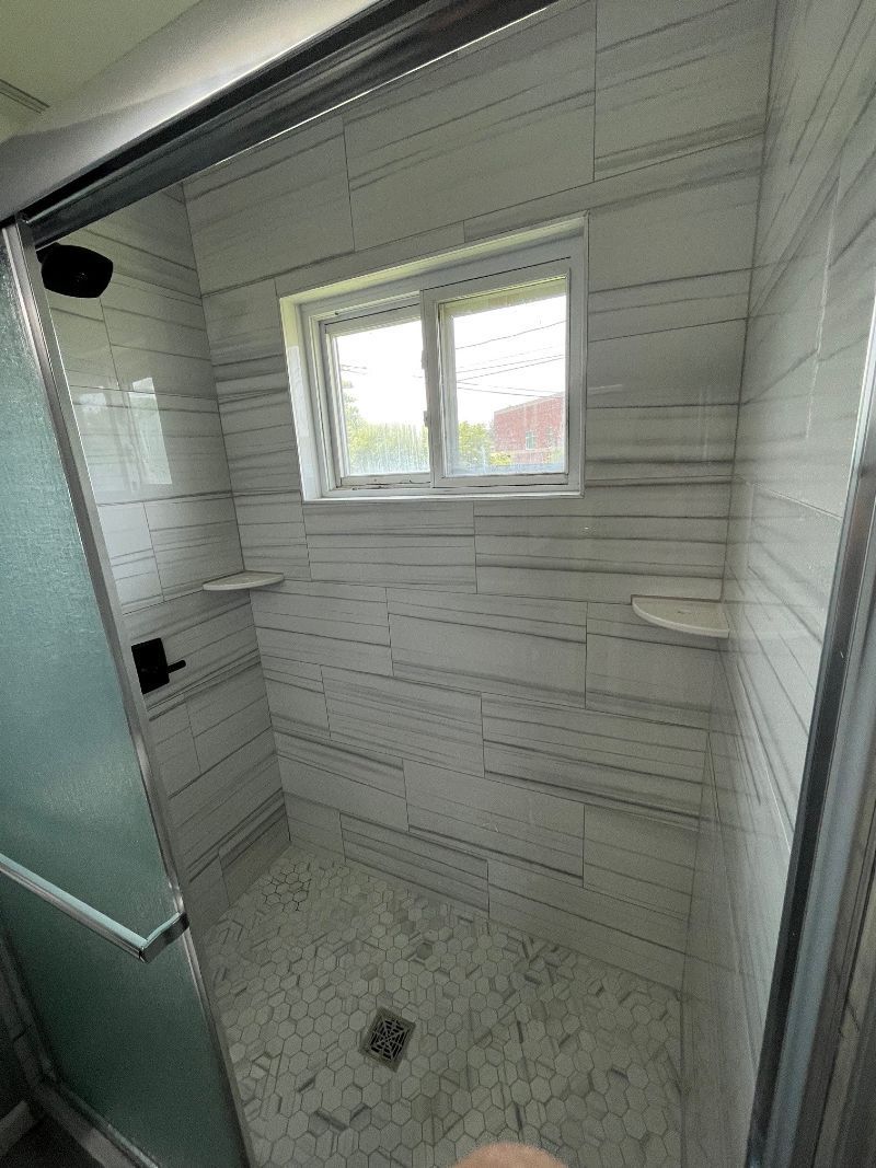 Bathroom 2 | Louisville, KY | Archer Services
