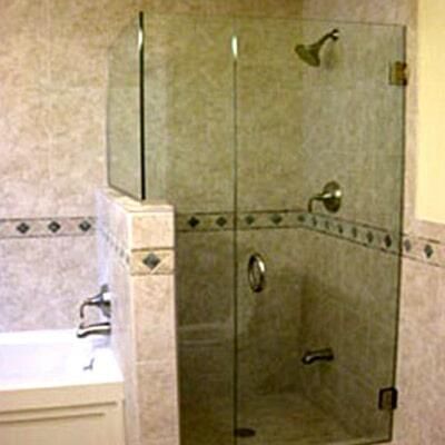 ACABADOS DE ALUMINIO Y VIDRIO VENEZIA