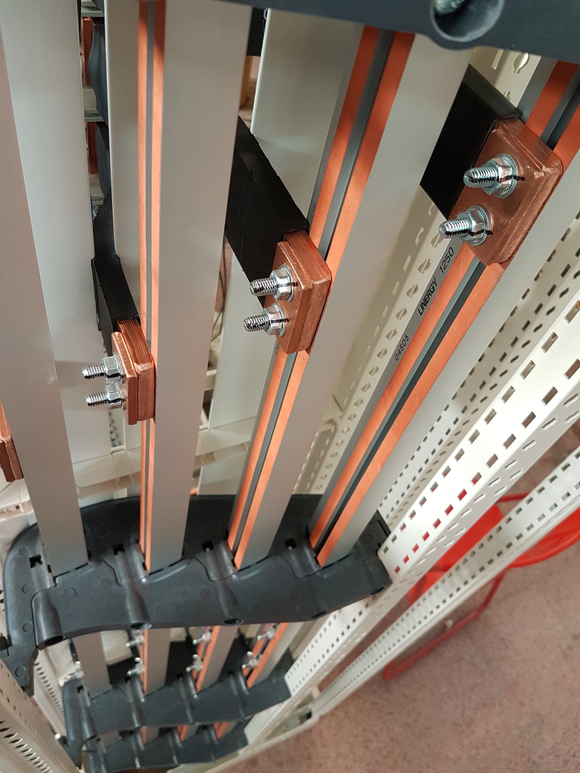 Impianti elettrici industriali e civili - installazione e manutenzione