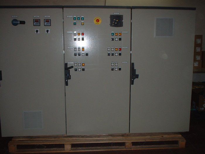 quadri elettrici pronti per l'installazione