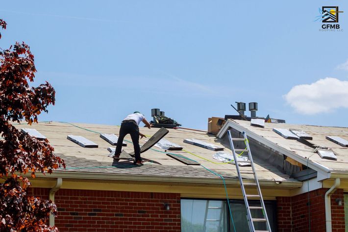 Our team committed to quality repairs restoring rooftops in Dallas.