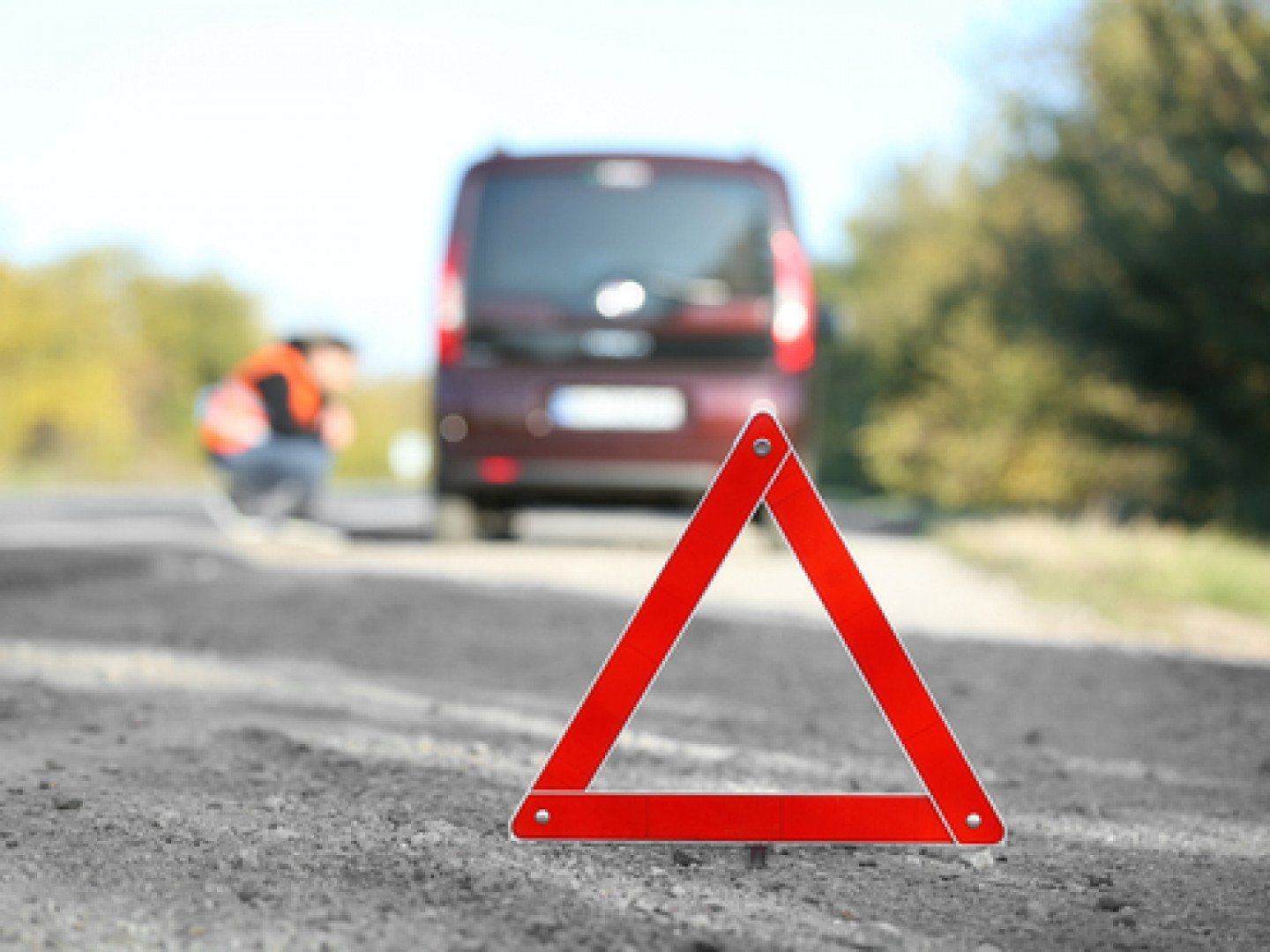 Red warning triangle on asphalt road. Tow truck worker near broken down car  Save  Try  Share Facebook Twitter Copy link Email Signed model release on file with Shutterstock, Inc.  Large • 5760 × 3840 pixels  48.8 × 32.5 cm • 300 DPI • JPEG   Select size / format Select license type   Standard License Included in plan Limited usage in print, advertising, and packaging. Unlimited web distribution.   Enhanced License $99.00 Unlimited usage in print, advertising, packaging, and merchandising. Unlimited web distribution.  What's an enhanced license?  Download Edit this image Royalty-free stock photo ID: 535198264  Red warning triangle on asphalt road