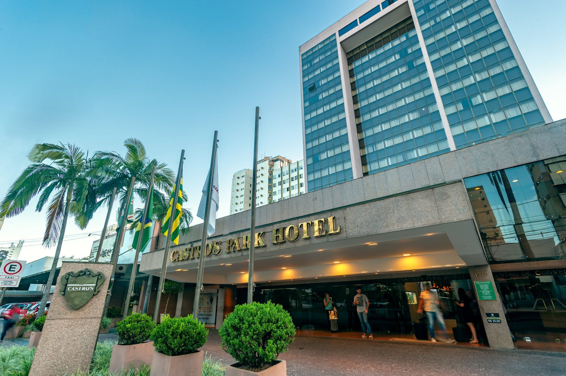 Reserve online Hotel em Goiânia | Castros Park Hotel