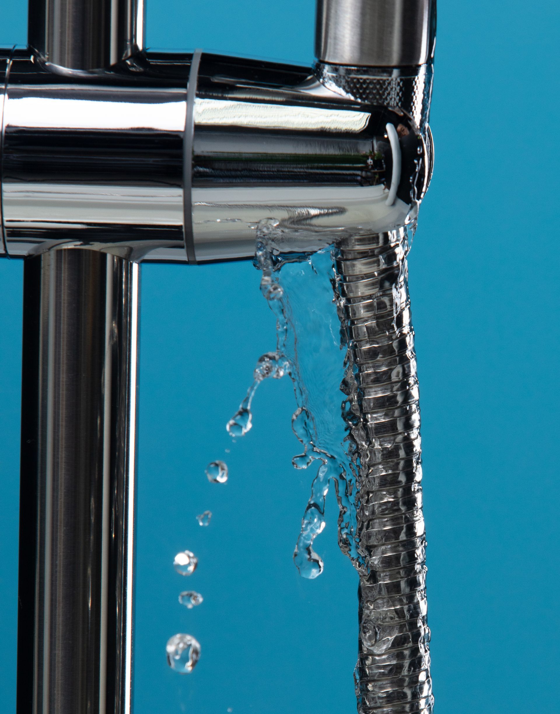 perdita di acqua da un rubinetto