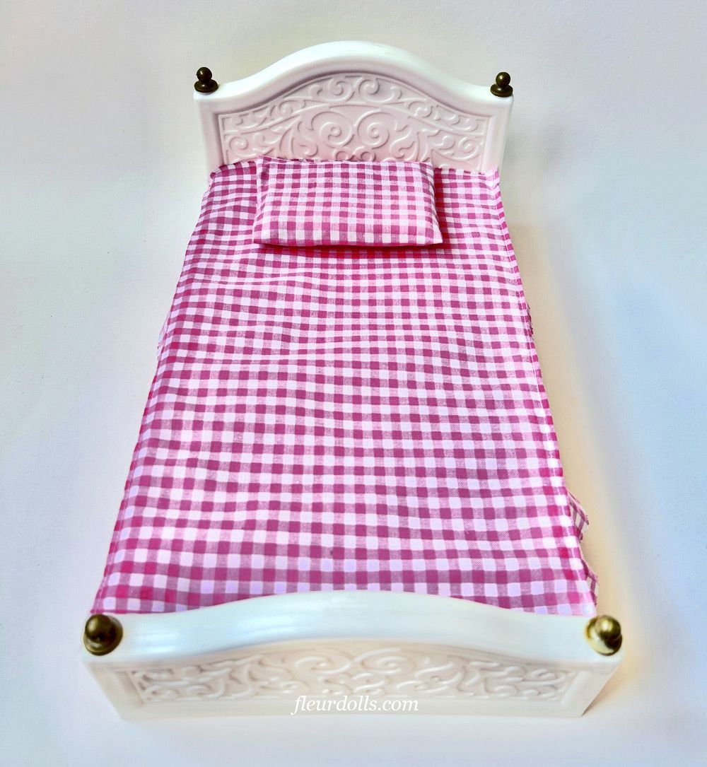 Fleur doll romantic bed with pink gingham bedding and pillow 1980s fashion doll furniture.