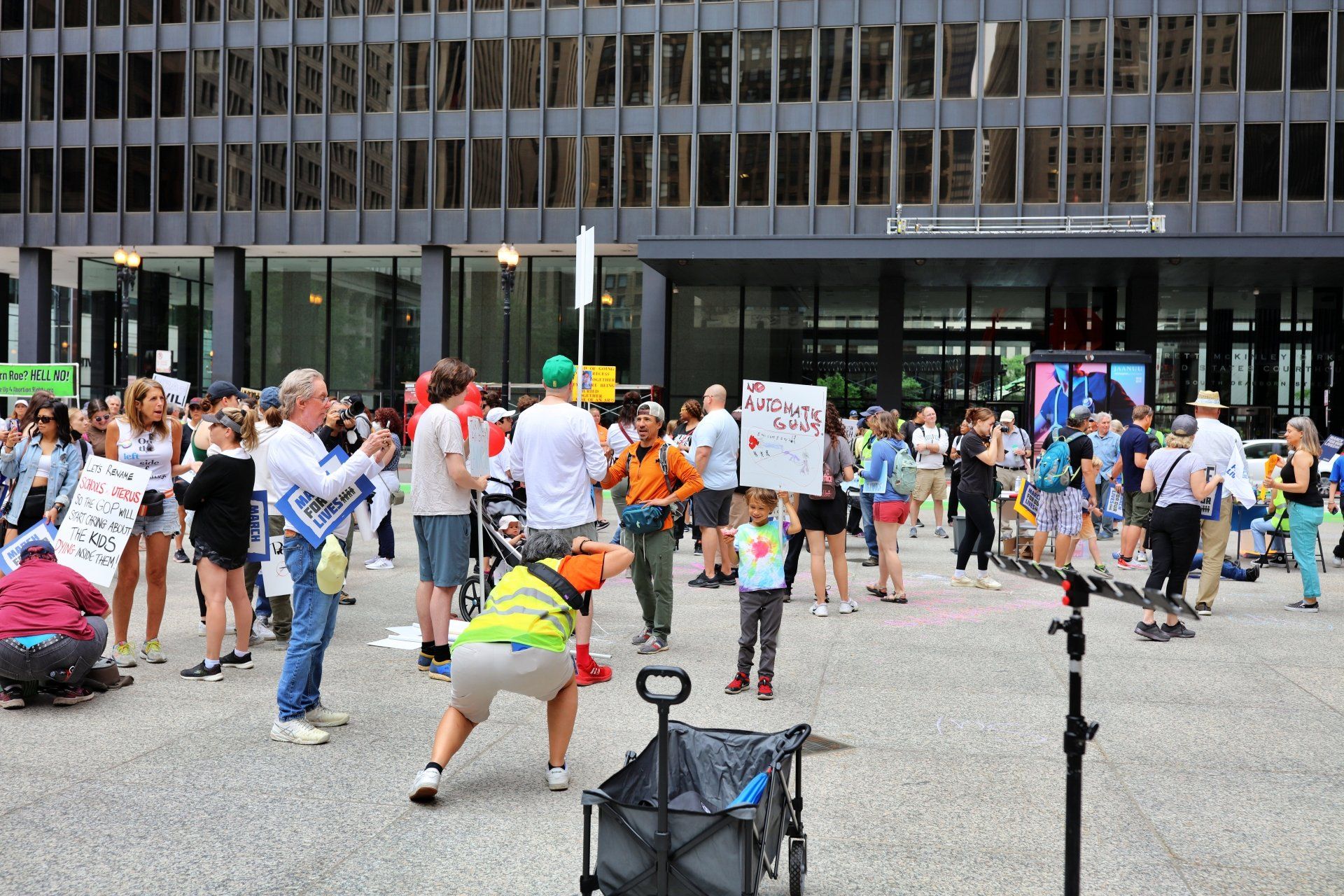 Pro Roe v. Wade protest in Chicago Pro Roe v. Wade protest in Chicago