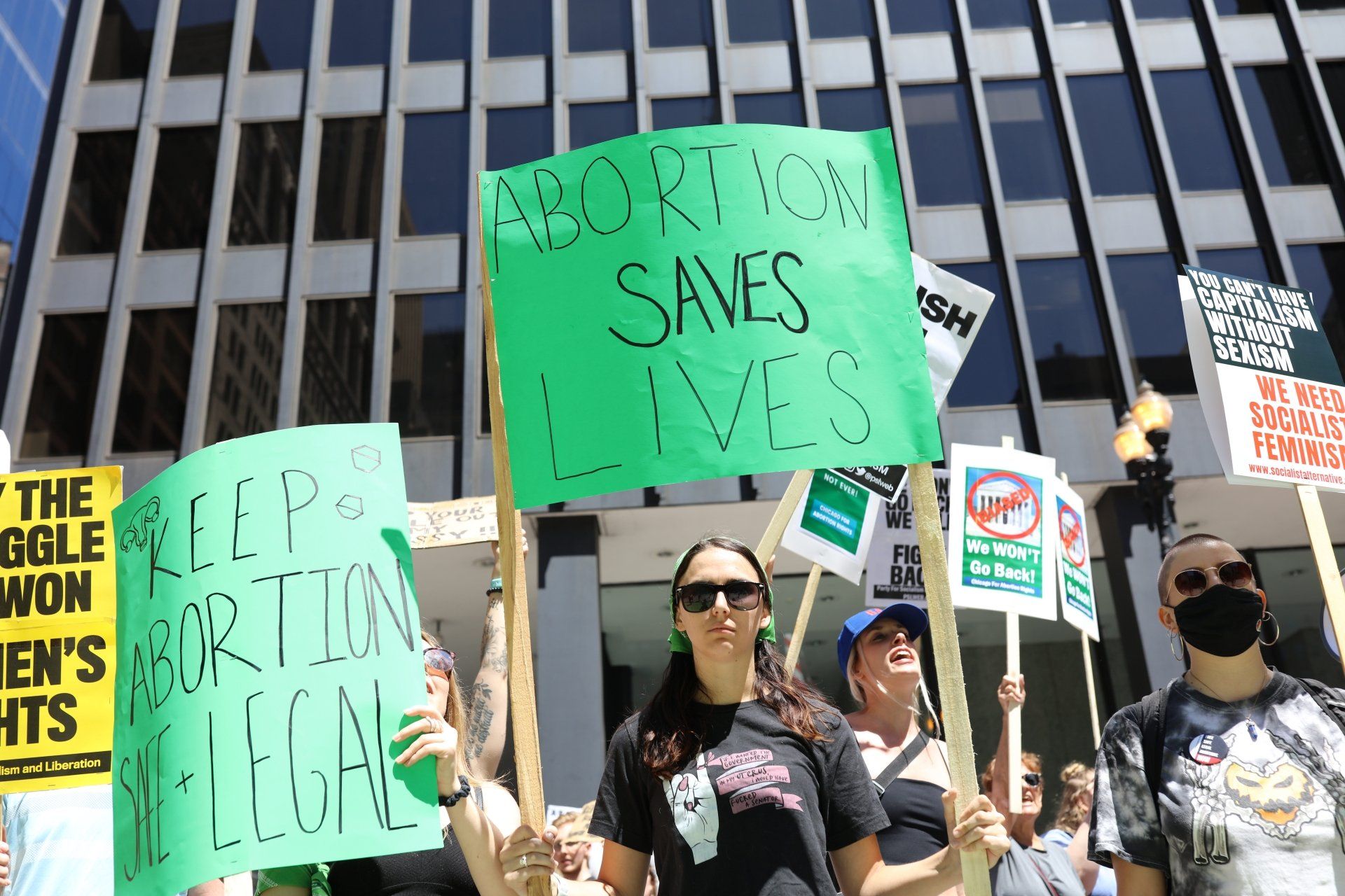 Pro Roe v. Wade protest in Chicago Pro Roe v. Wade protest in Chicago