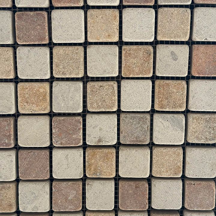 CUADRO TRAVERTINO ROJO TOMBOLEADO 2.5 x 2.5cm MALLA