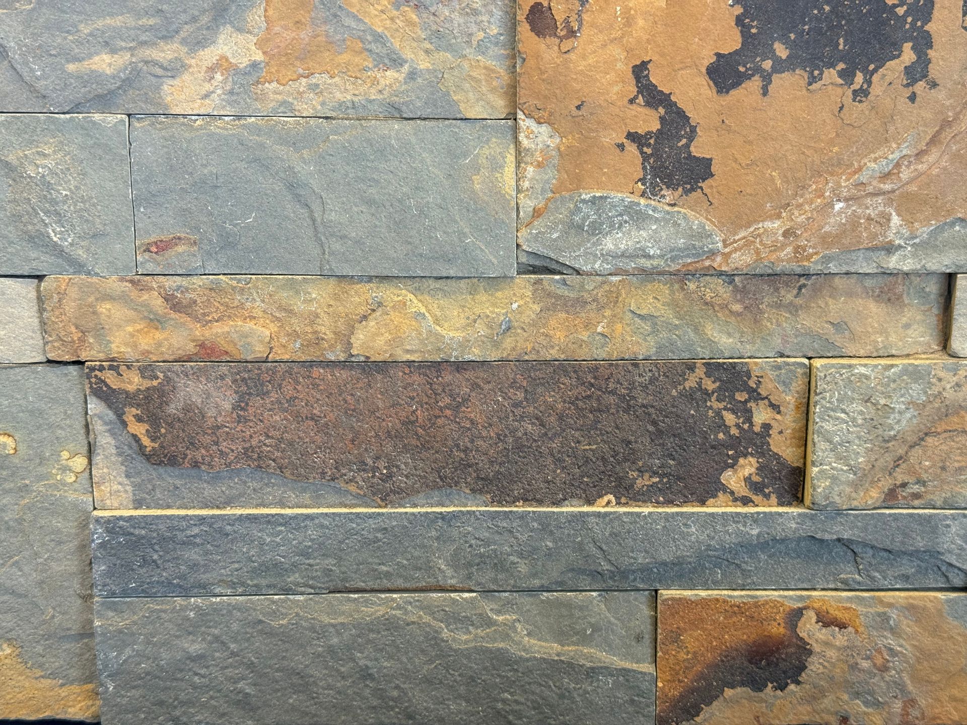 FACHALETA DE PIEDRA PREMIUM MULTICOLOR RUSTY SLATE