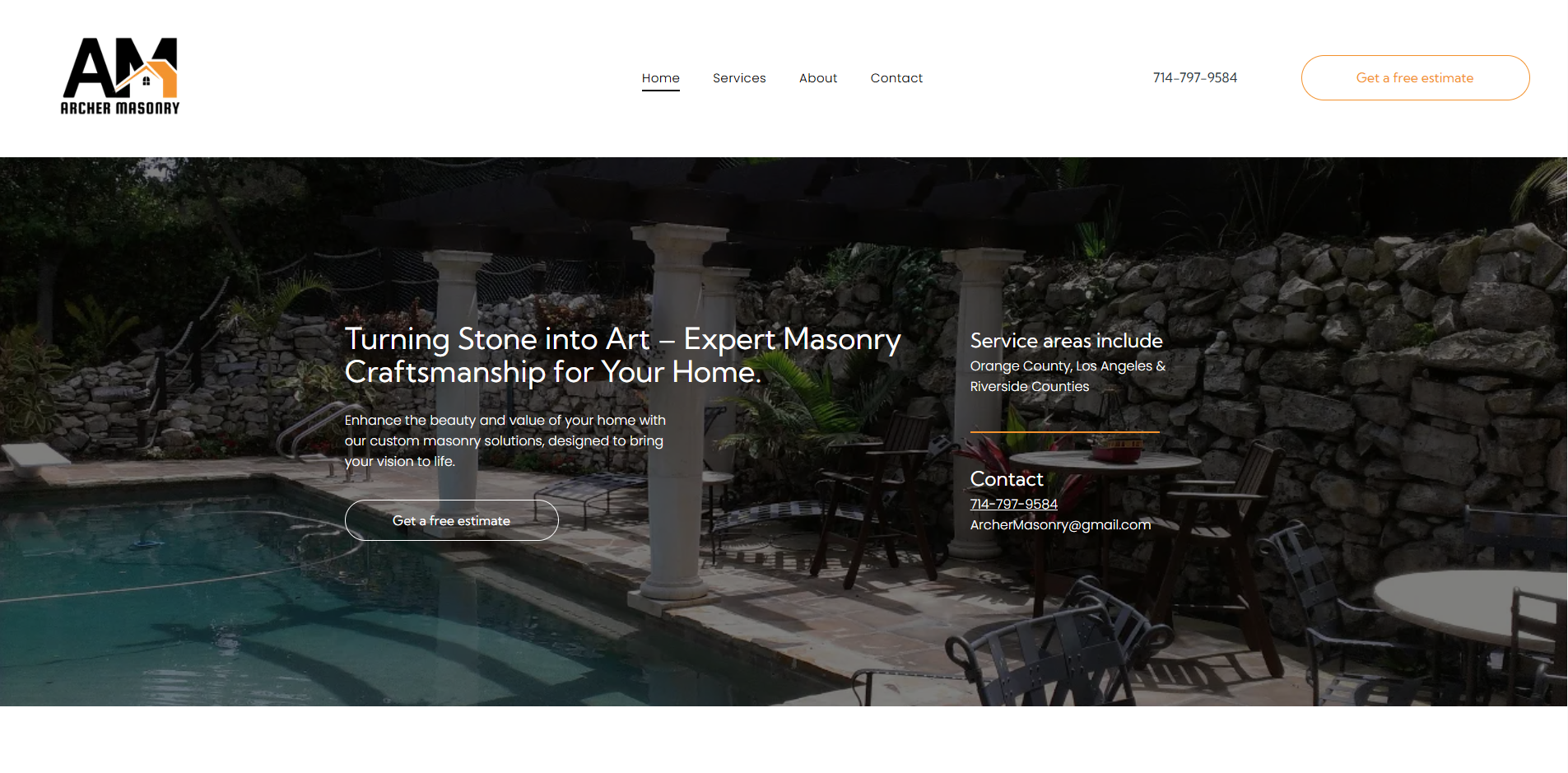 Website landing page showing a pool, pergola, and outdoor seating.