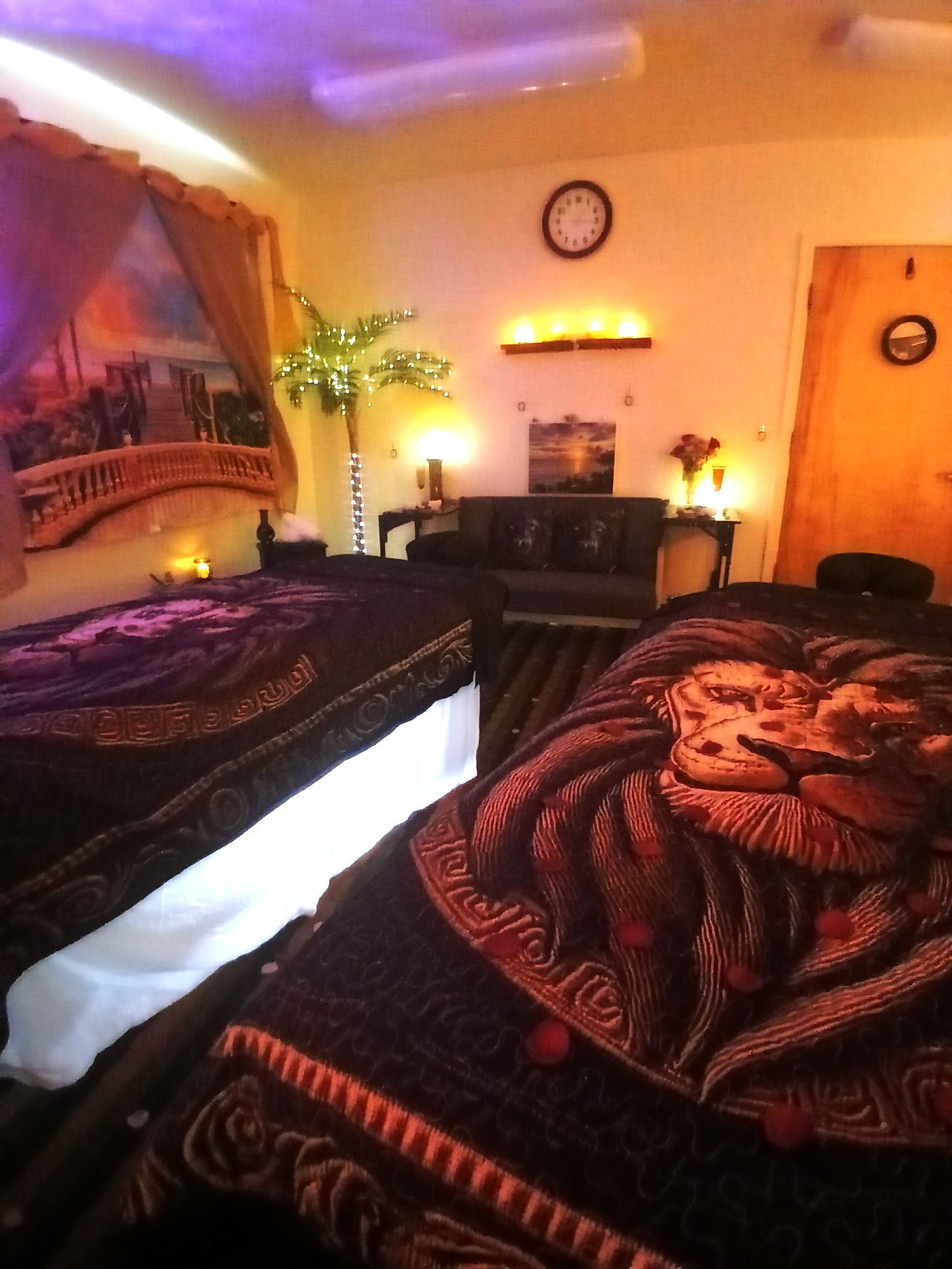 Couples Massage setup at Lion's Paw Massage in Cody, Wy