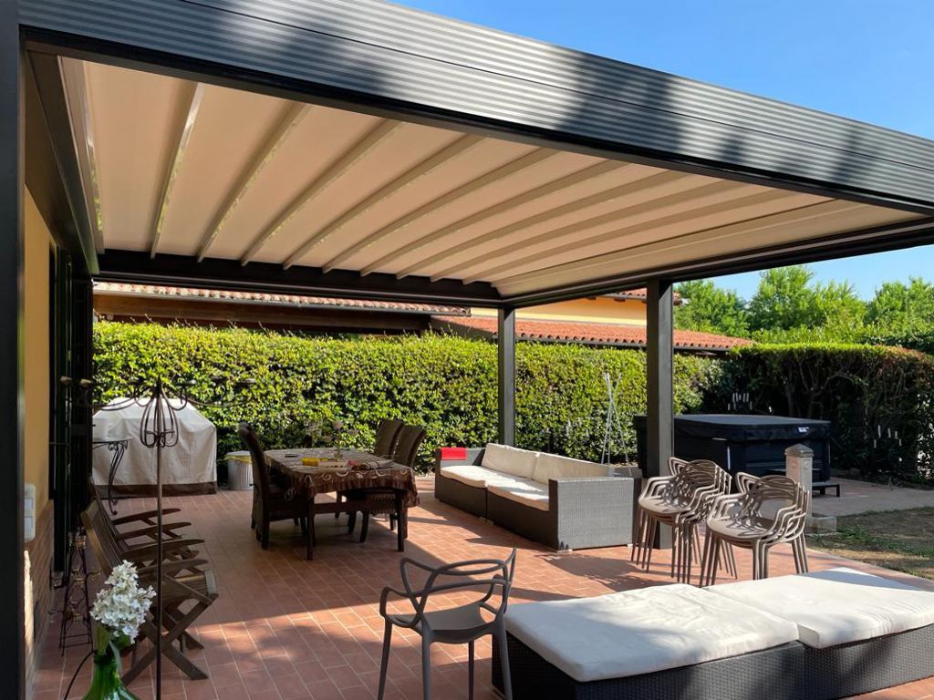 tenda a pergola a Bologna