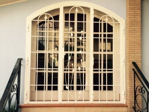 porta finestra con inferiata