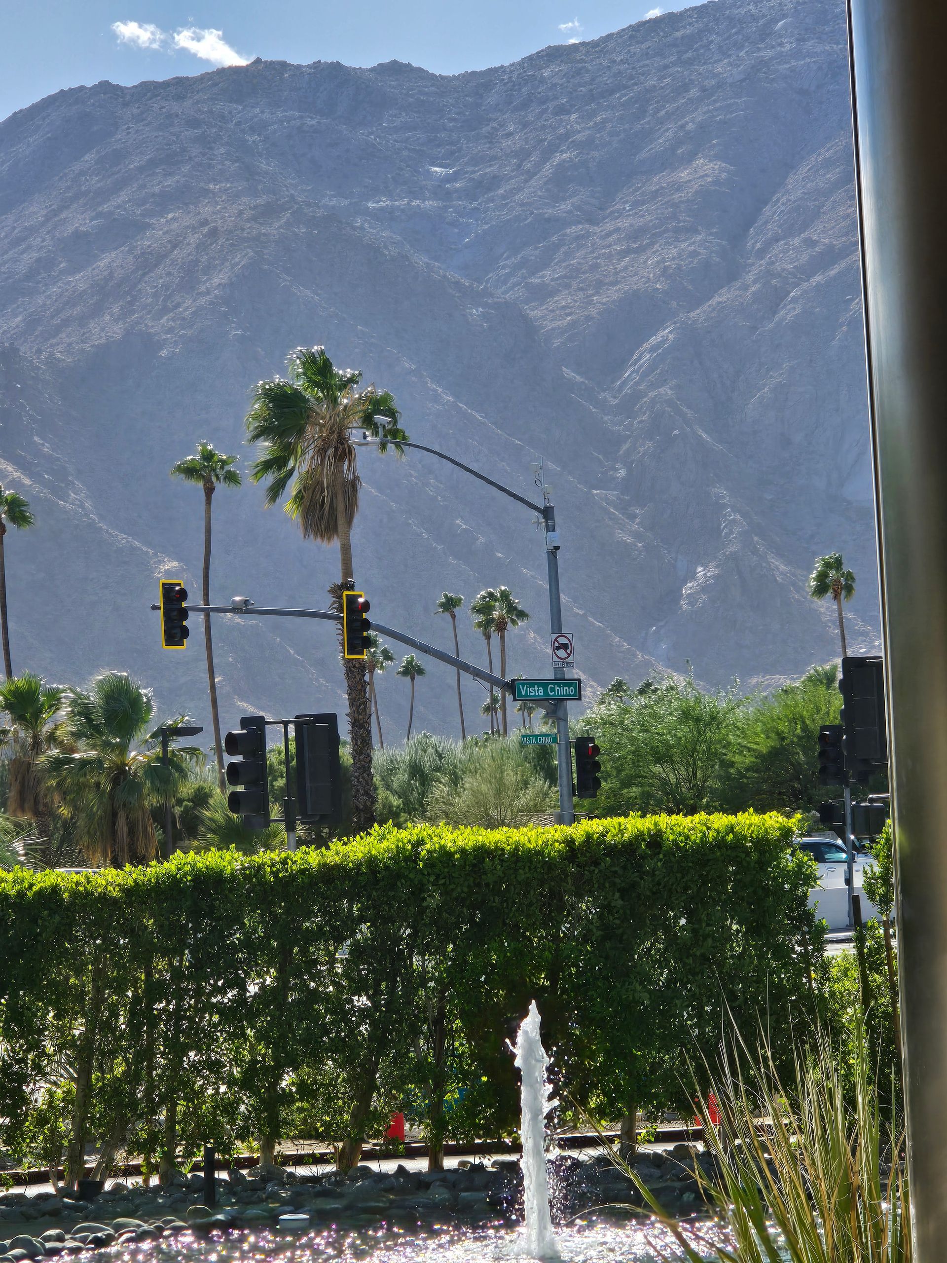 Palm Springs looking at mountains and intersection