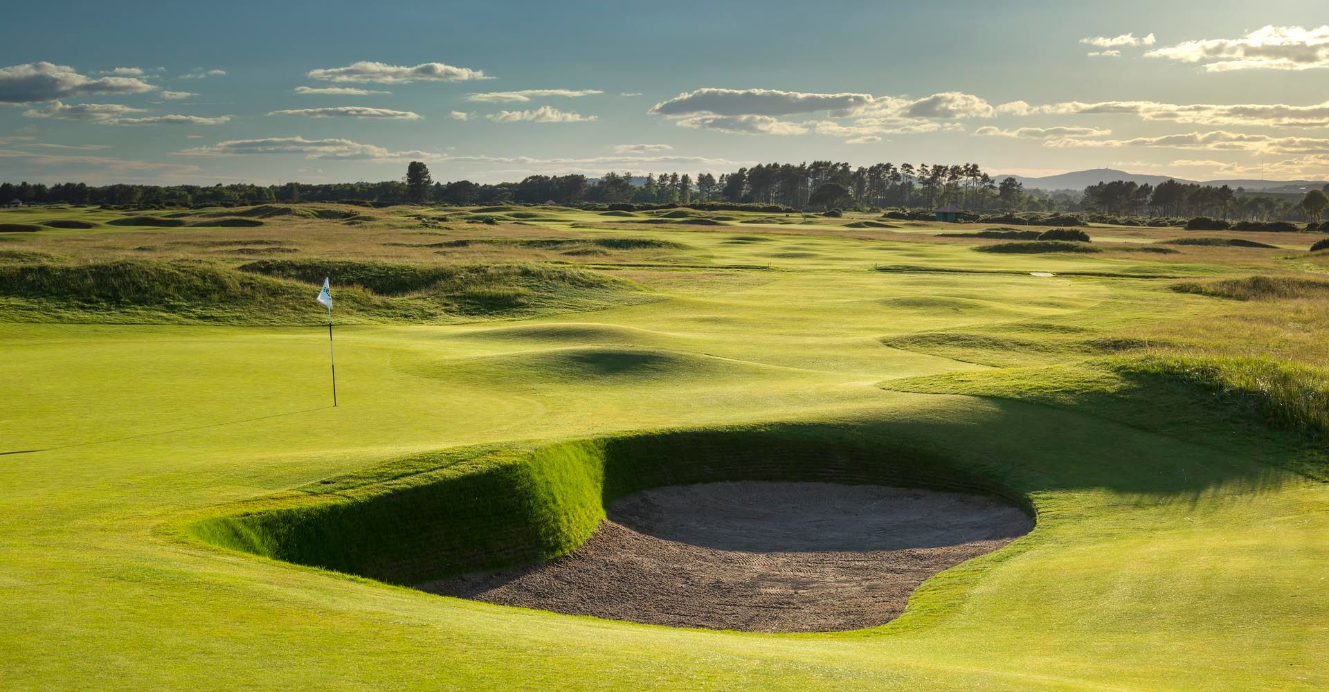 Carnoustie Golf Links. Carnoustie Golf Tours.