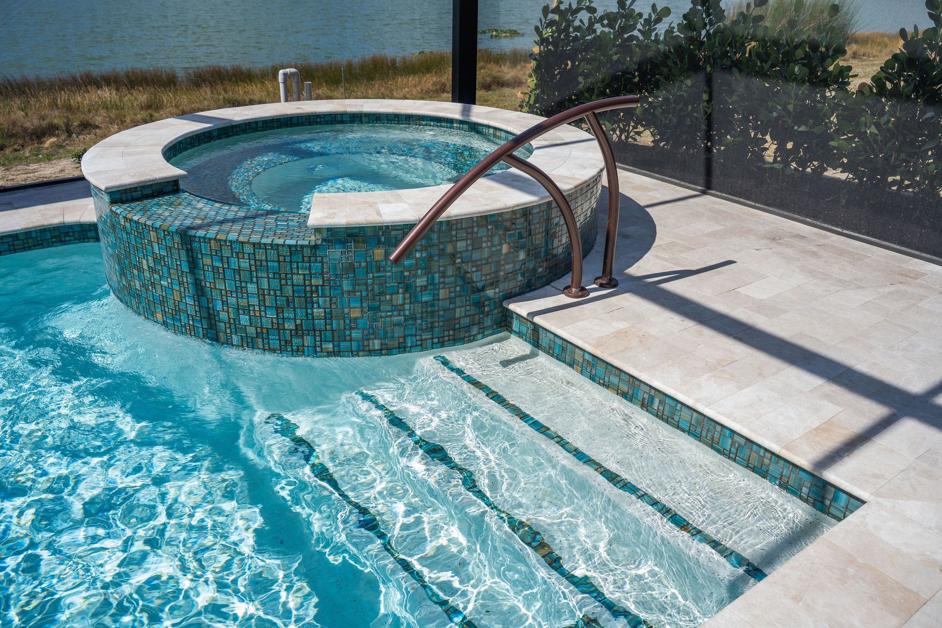 Spa-glass-tile-florida