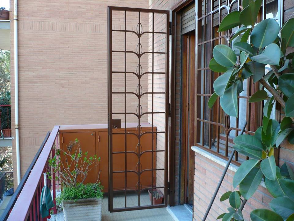 Grata in ferro per porta