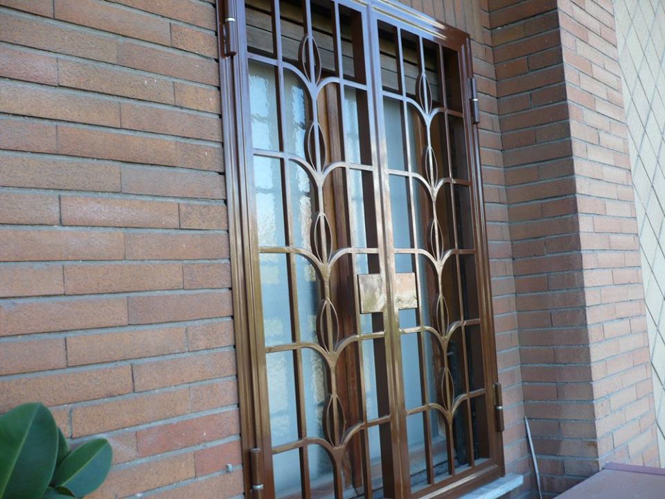 Grata in ferro con disegno