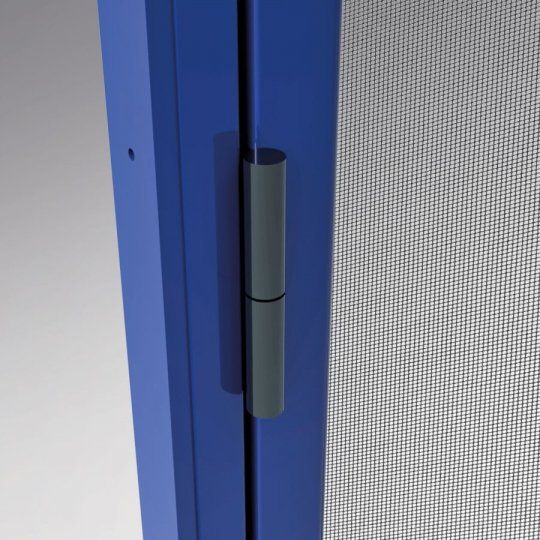 Dettaglio zanzariera blu