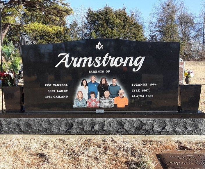 Gravestone of Jeffery Lee Aytes with the name