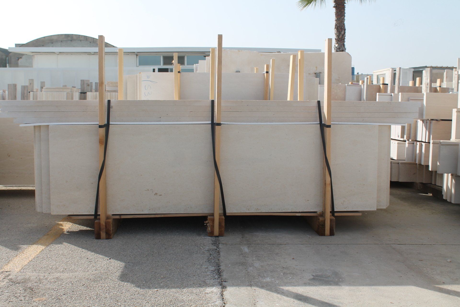 Lastrine Pietra di Trani Biancone