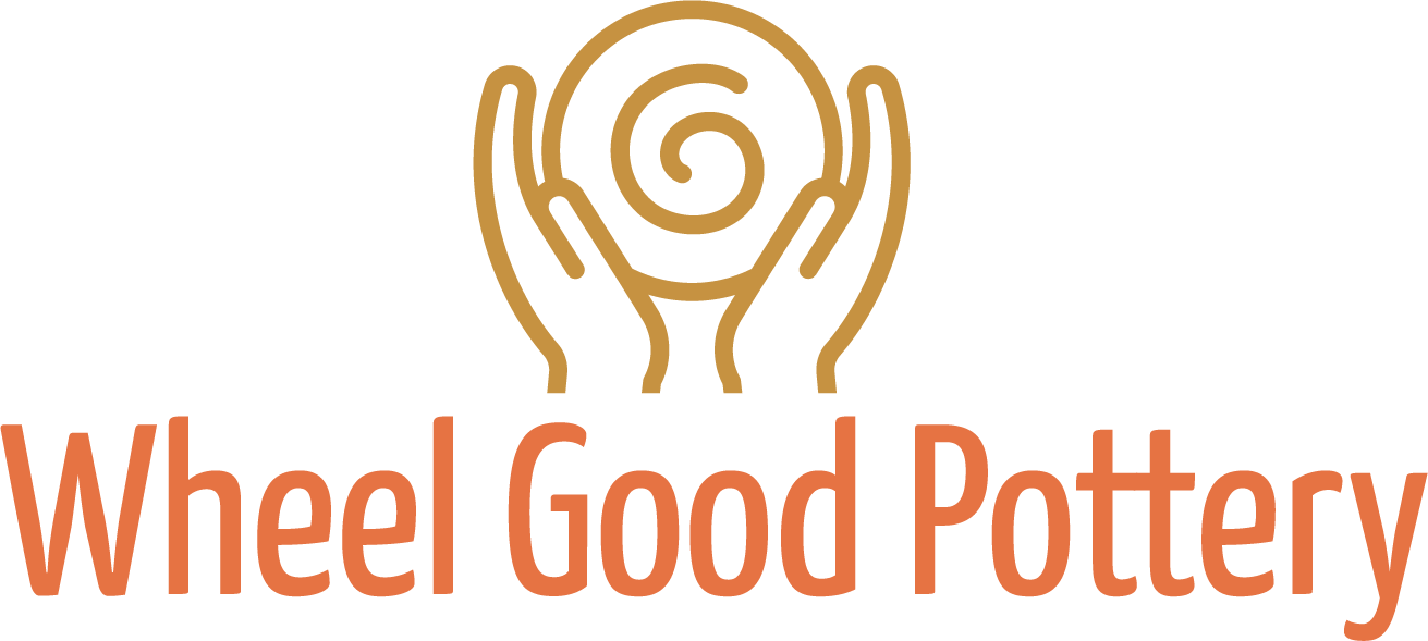 logo by amr creative