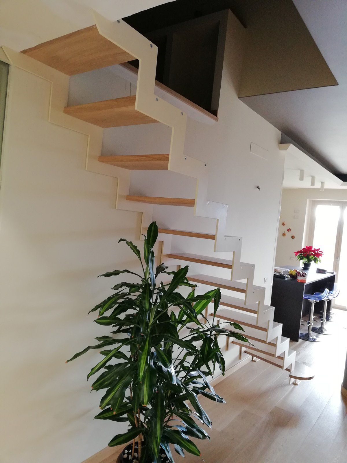 posa scalinata in legno, tipologia parquet,  produzione parquet Vinchiaturo, produzione parquet Campobasso, parquet Molise, parquet da interni Campobasso