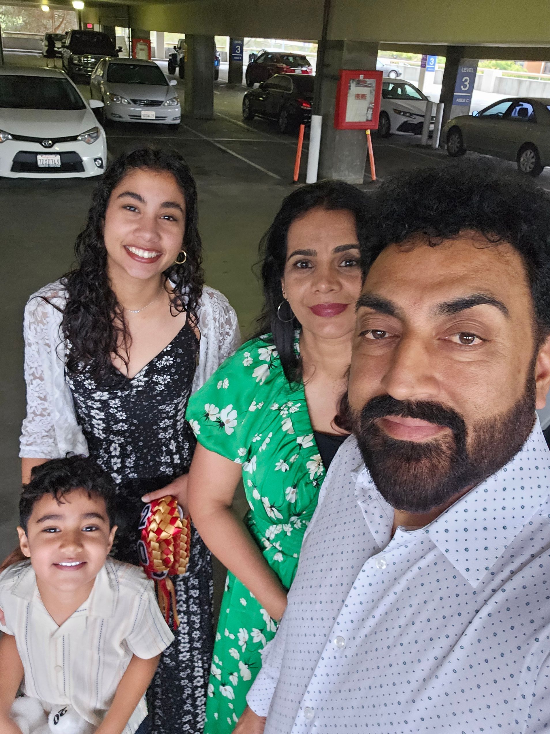 Sumandeep, Manpreet, Lori and Veer