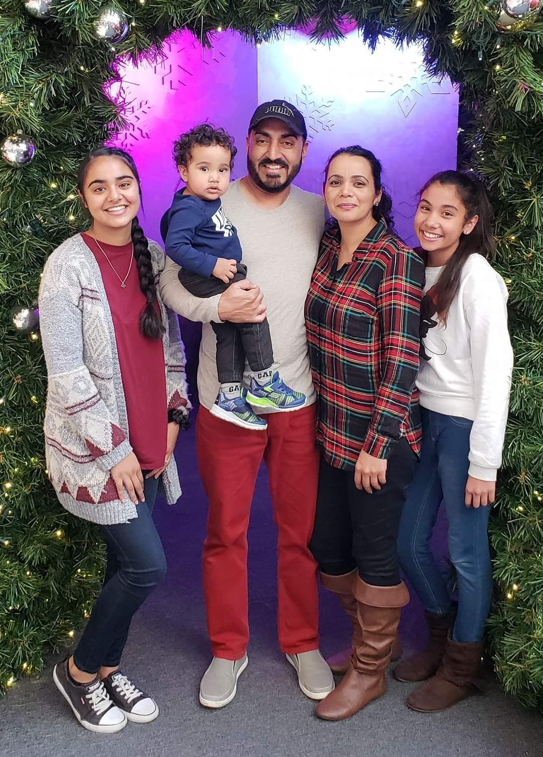 Sumandeep, Manpreet, Bani, Lori and Veer