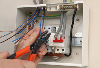 Fuse box installation
