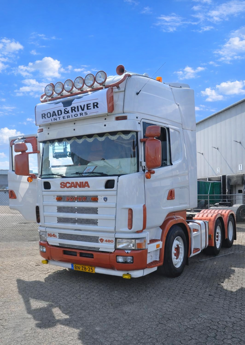 Zeilmakerij Road&River zeilmakerij stoffeerderi