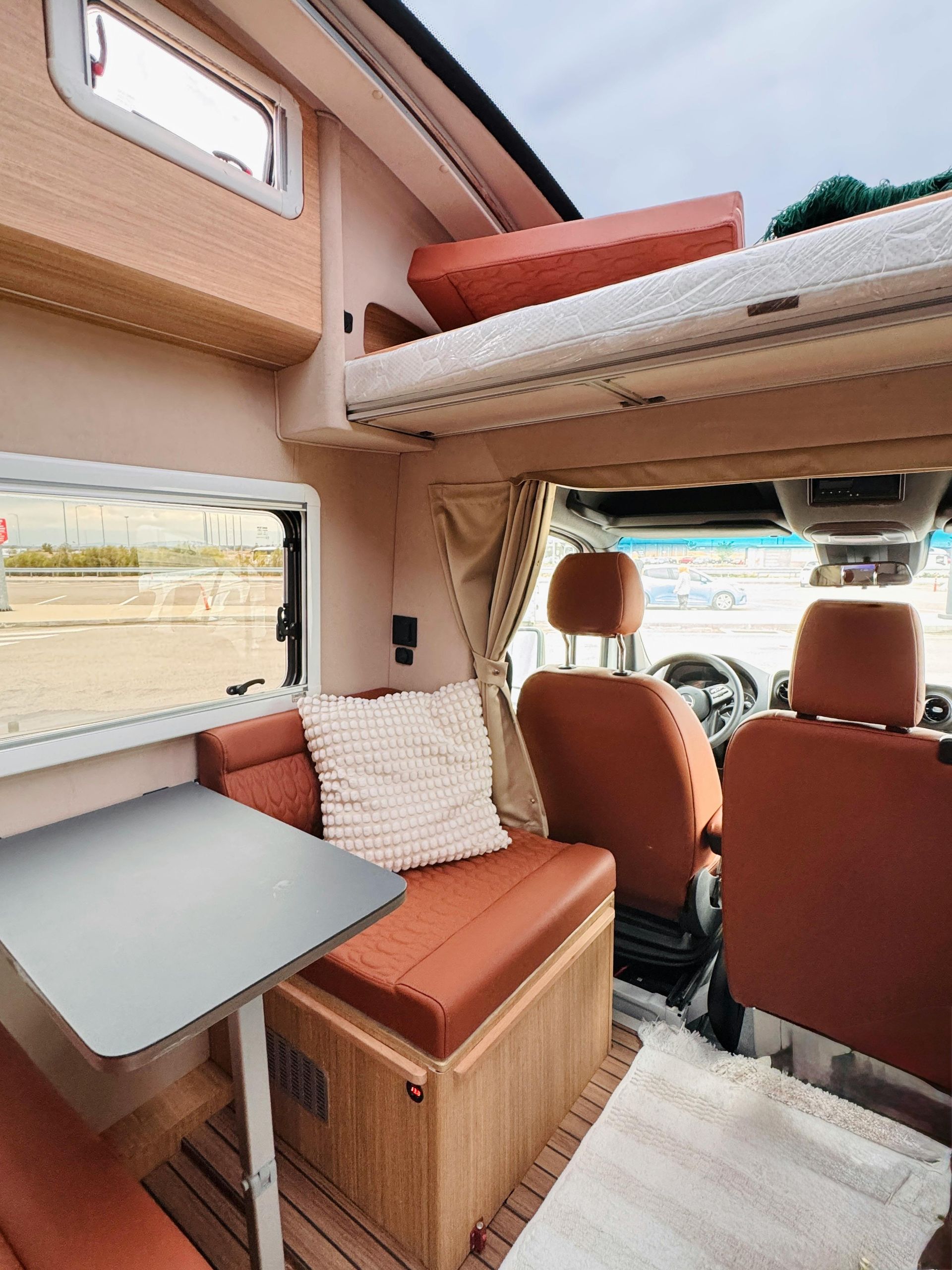 Zeilmakerij Road&River zeilmakerij stoffeerderi