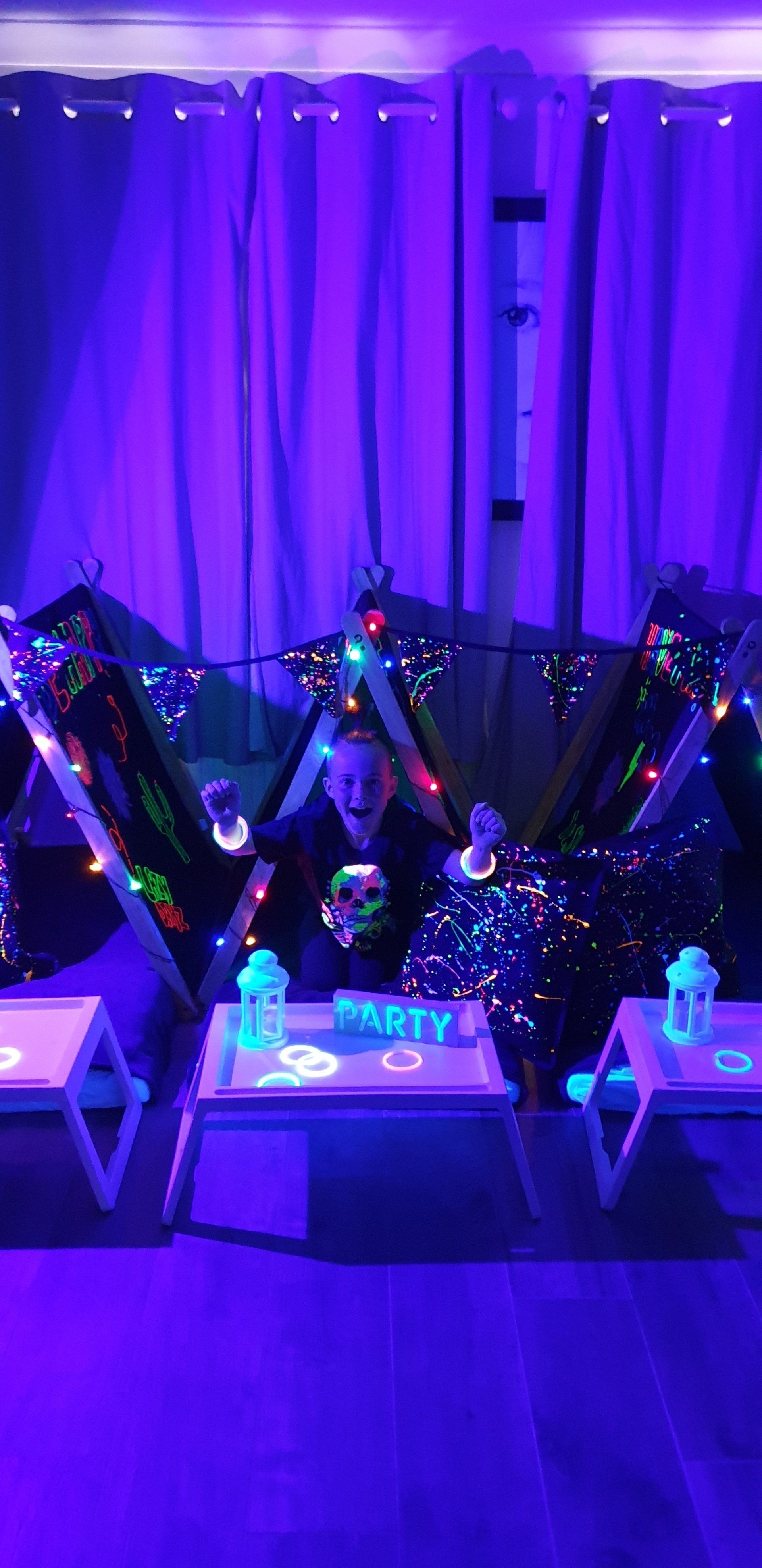 Love and Laugh Parties Glow in the Dark sleepover party Reading, Berkshire