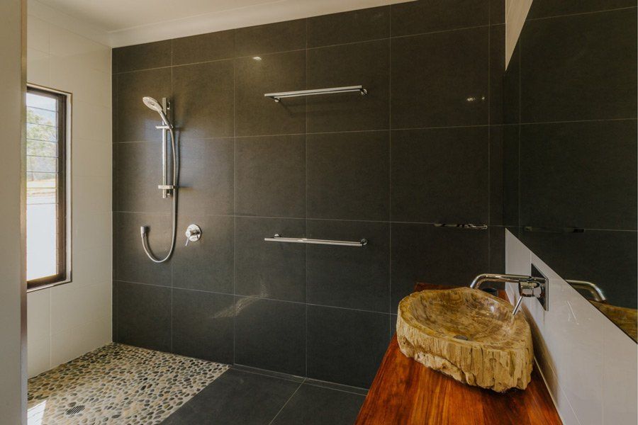 Gregory River House Shower Room — Peto's Constructions In Strathdickie, QLD