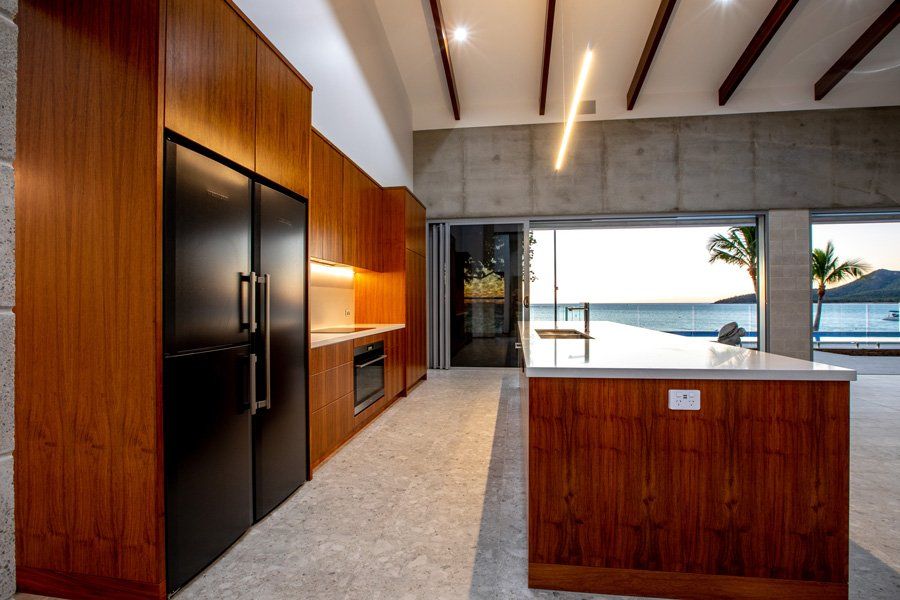 Modern House At Seaside — Peto's Constructions In Strathdickie, QLD