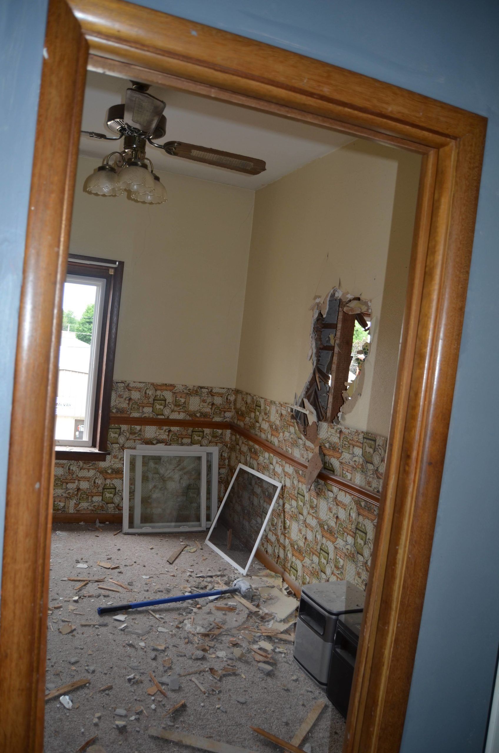 Cornerstone Renovation — New Sharon, IA — Lake Painting