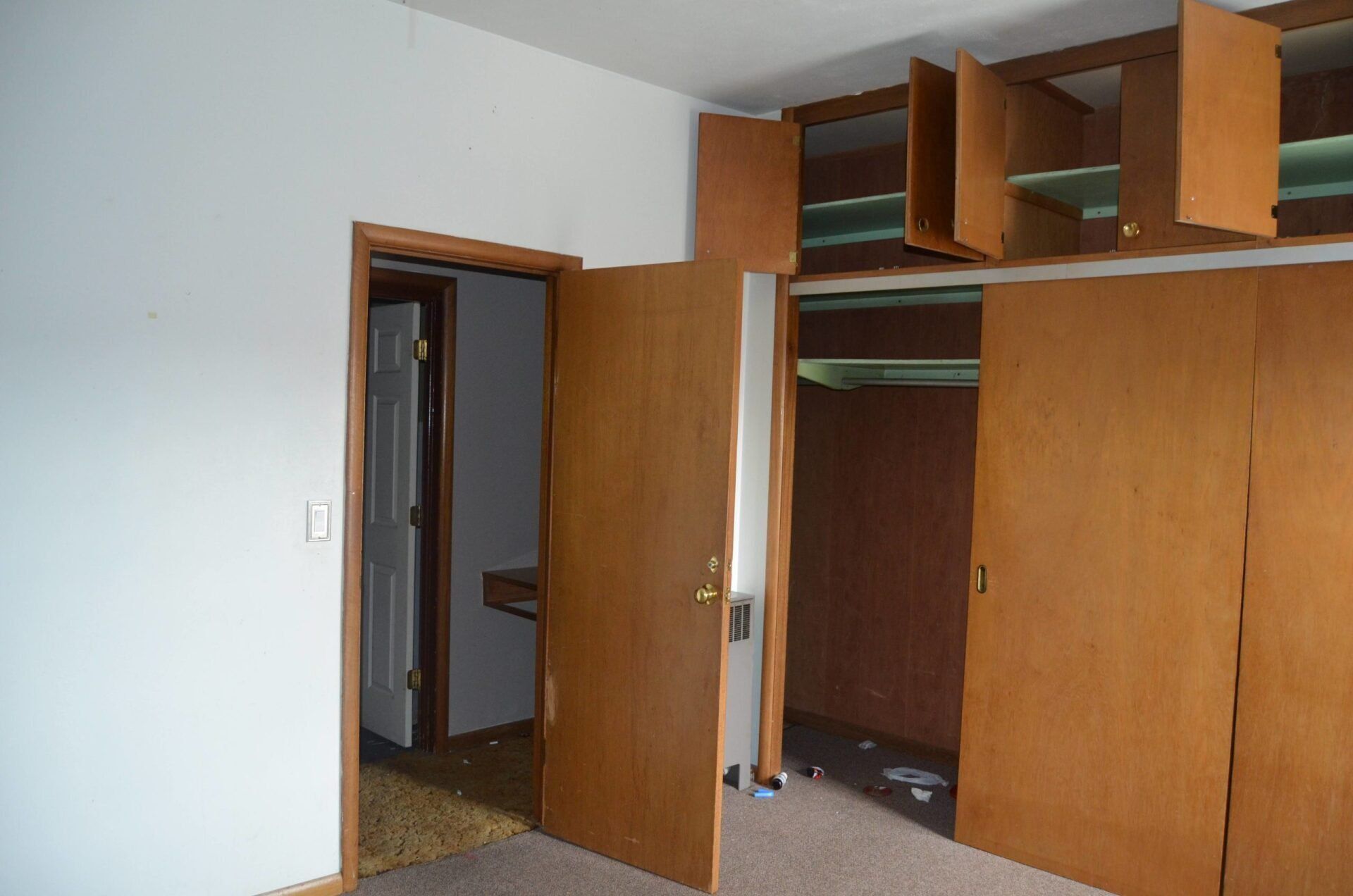 Old Cornerstone Rooms — New Sharon, IA — Lake Painting