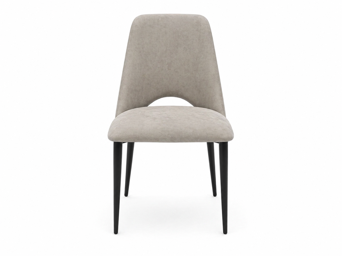 Sedia da pranzo imbottita beige con gambe in legno scuro su sfondo bianco