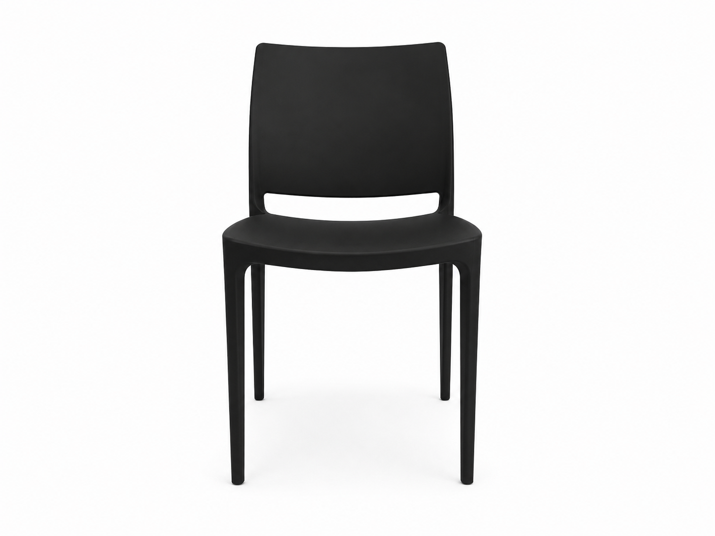 Sedia nera con schienale curvo e gambe sottili su sfondo bianco.