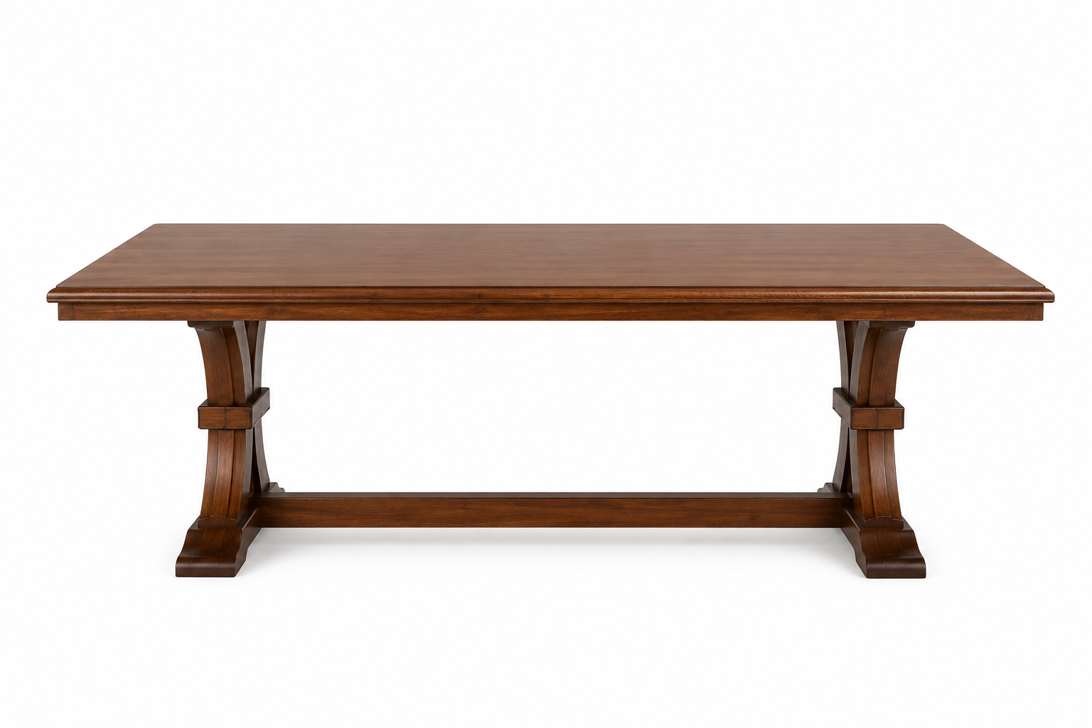 Tavolo da pranzo in legno con piano rettangolare e base a piedistallo intagliata su sfondo bianco.