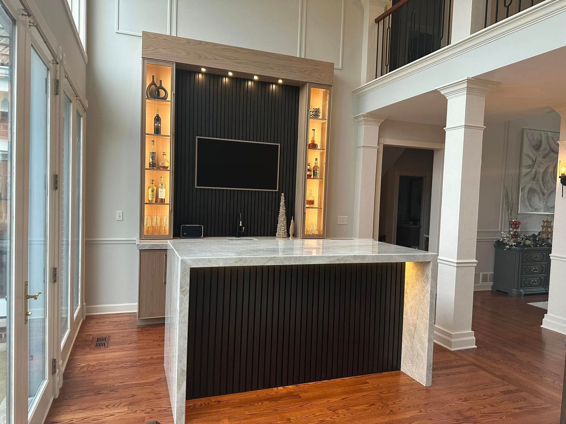 White Cabinet of Kitchen - Cabinet Dealers in Alsip, IL