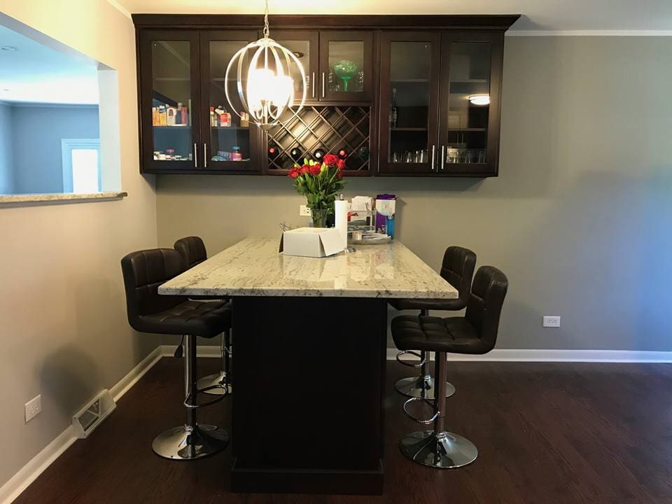 Dining Room - Cabinet Dealers in Alsip, IL.