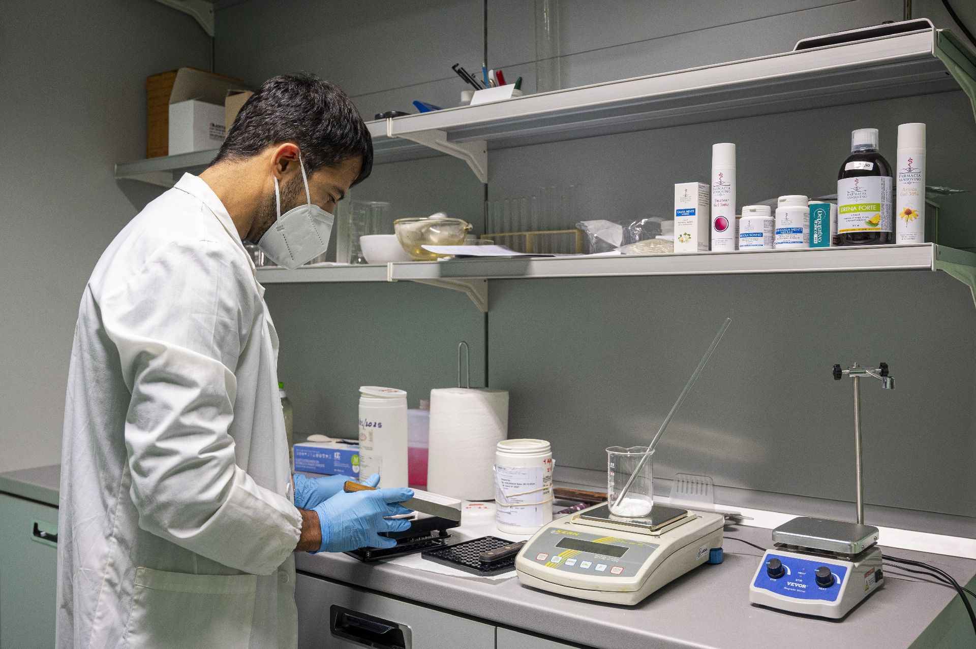 laboratorio farmacia galenica Farmacia Sansovino Torino