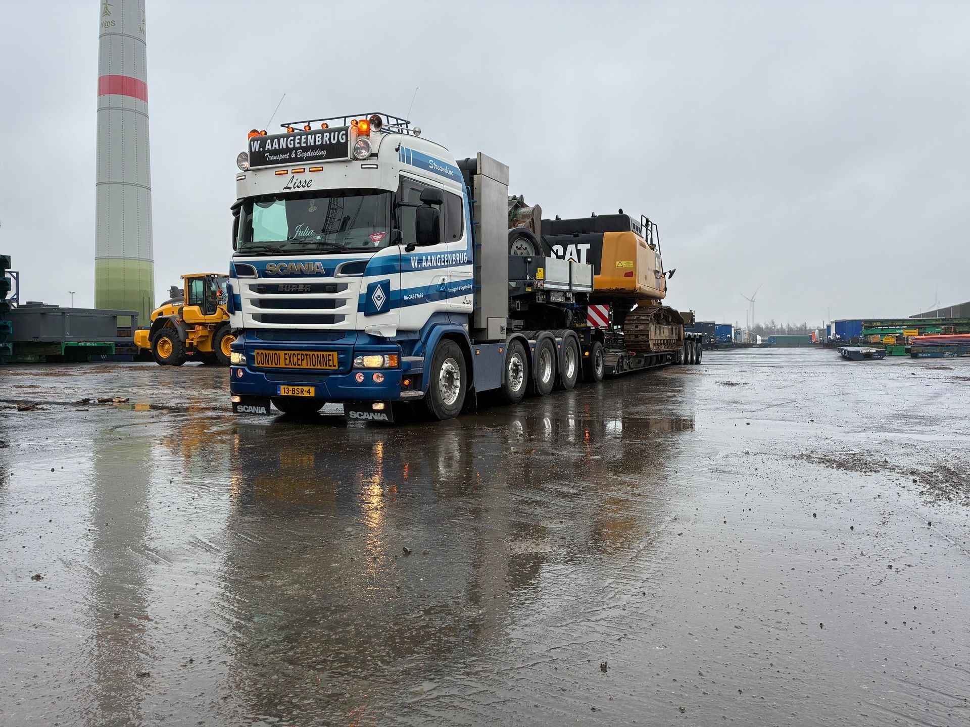 W. Aangeenbrug Transport & Begeleiding