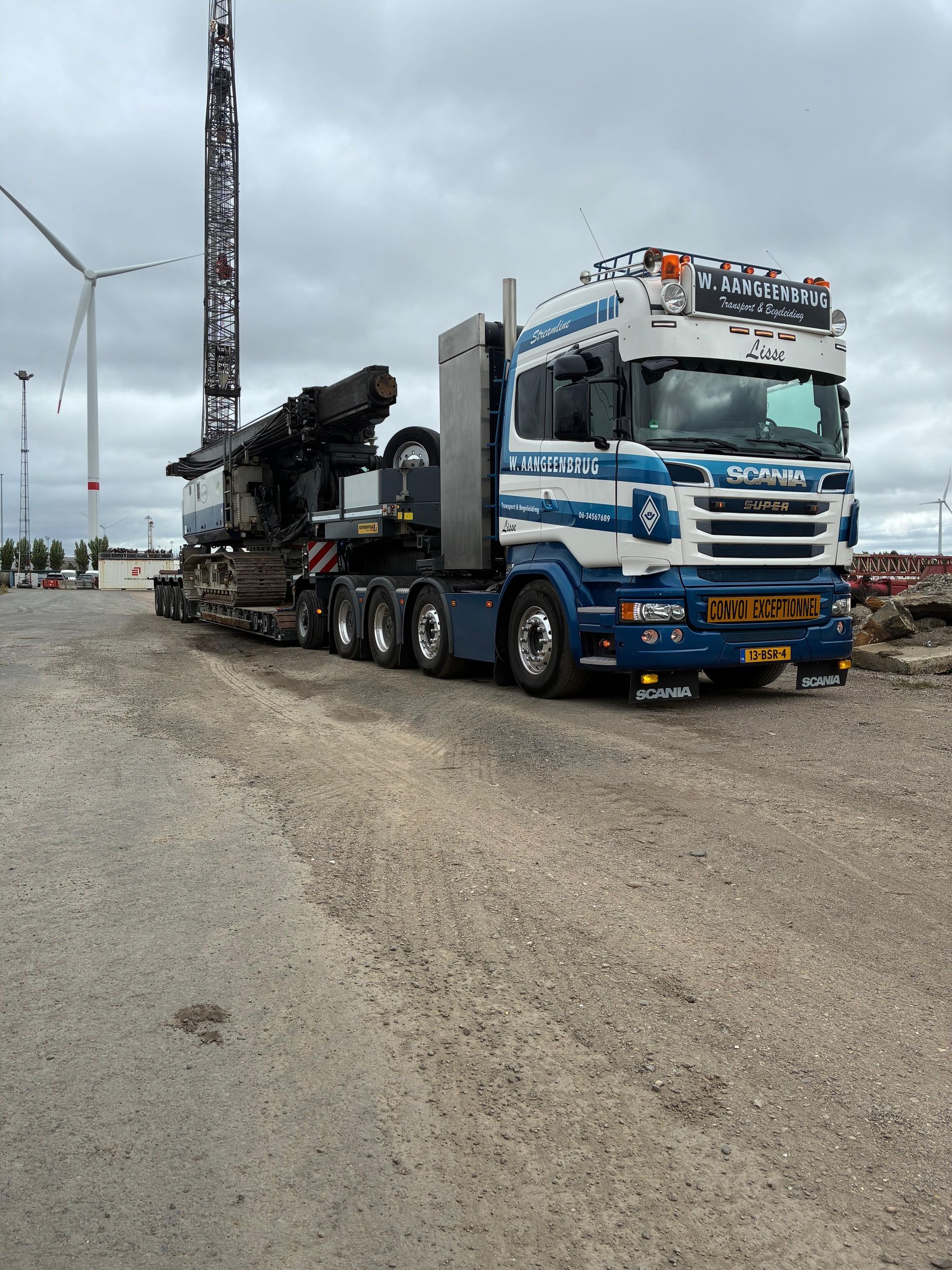 W. Aangeenbrug Transport & Begeleiding
