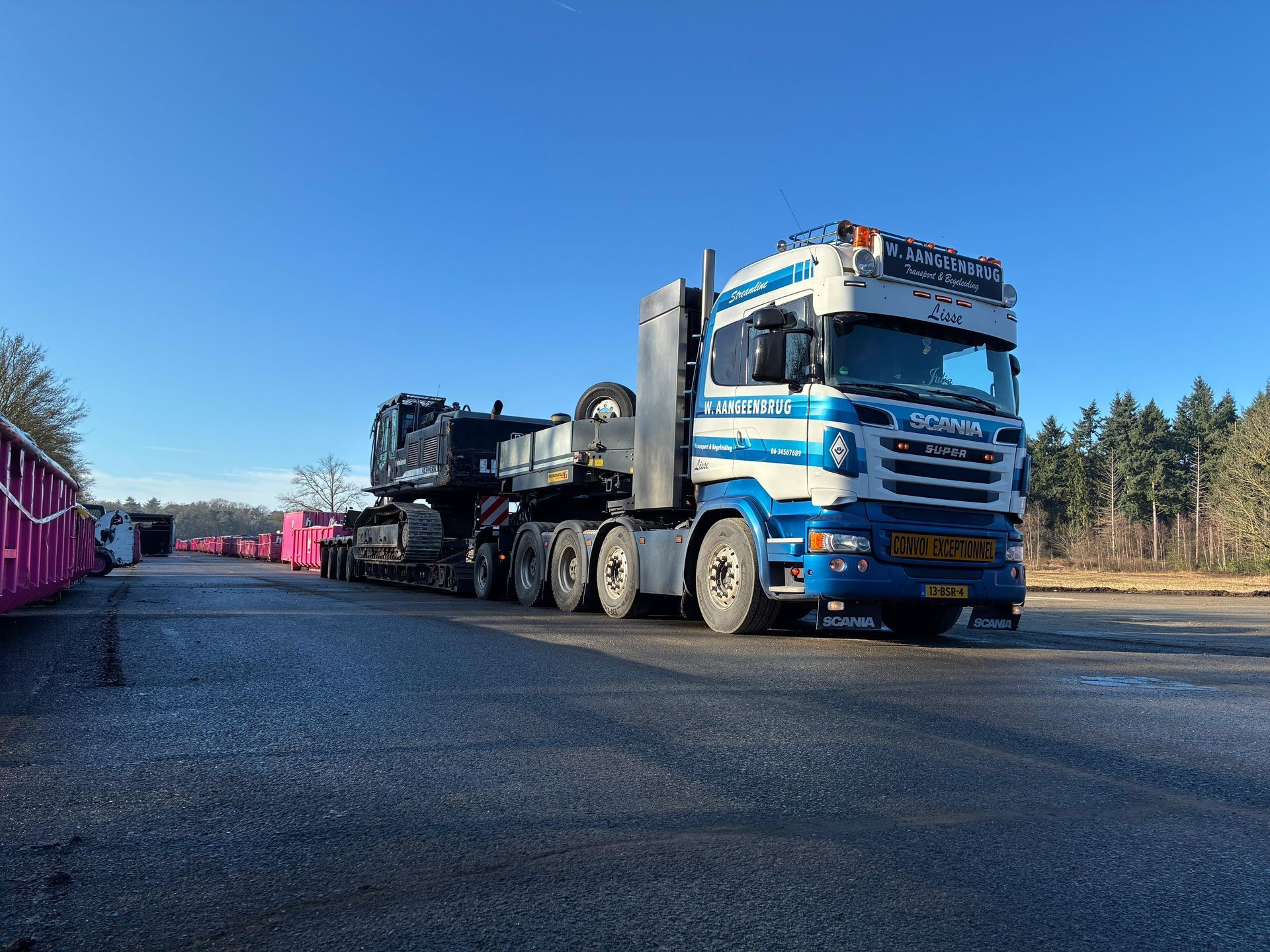 W. Aangeenbrug Transport & Begeleiding