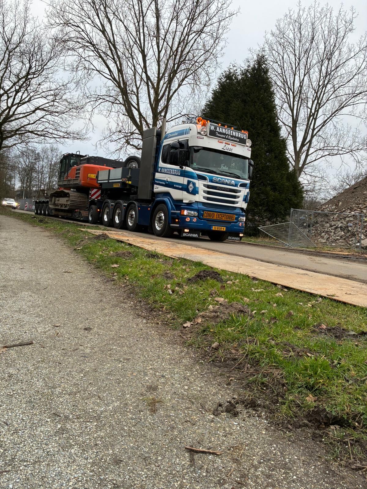 W. Aangeenbrug Transport & Begeleiding