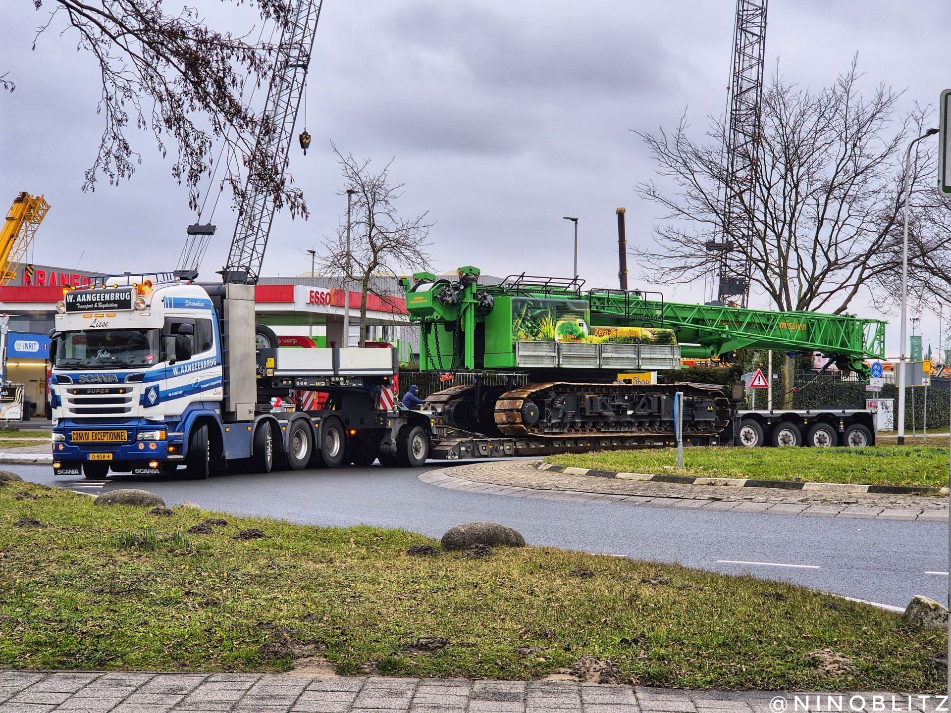 W. Aangeenbrug Transport & Begeleiding