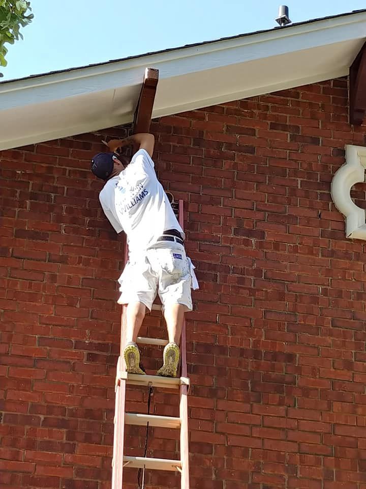 Exterior painting in a home in Oklahoma